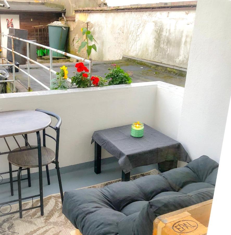 Apartment Gruene Oase Mit Balkon I Eg Duisburg